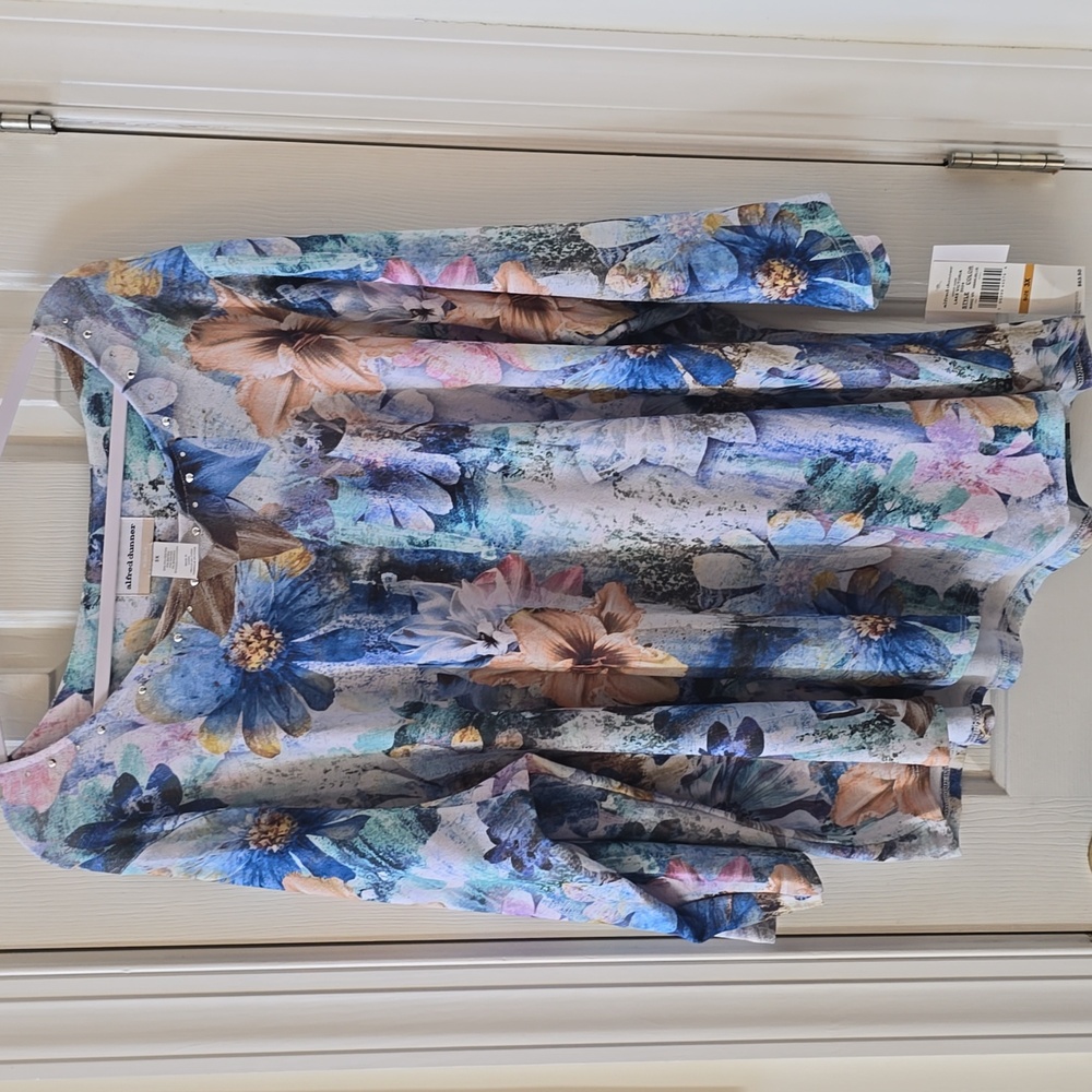 ALFRED DUNNER WOMEN'S PLUS BLUE FLORAL EMBELLISHED PULLOVER TUNIC TOP SIZE 3X